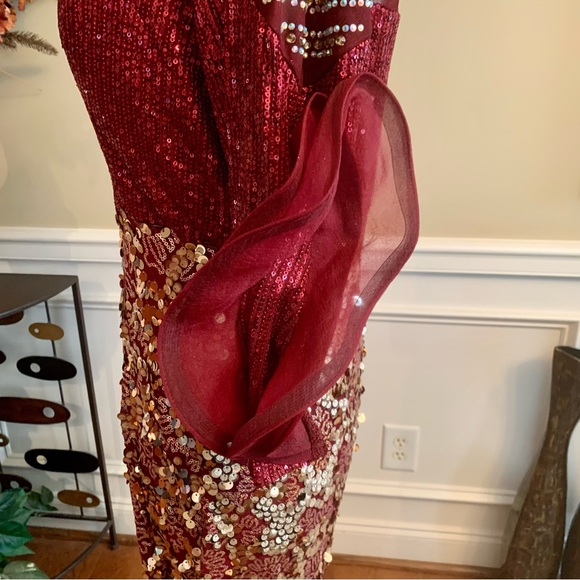 Bee Queen by Raseda Sequined Long Dress - Picture 8 of 11